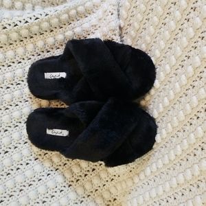 Fluffy Criss Cross Slippers